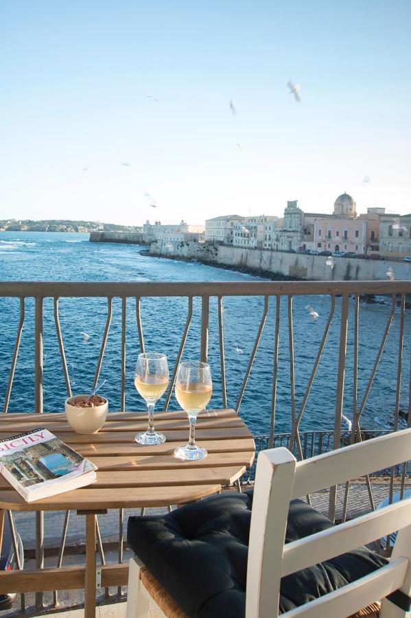 Апартаменты La Baia Di Ortigia Сиракузы Экстерьер фото
